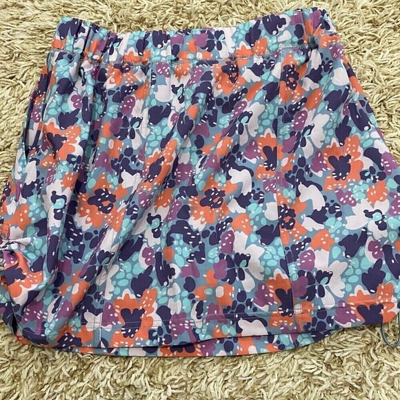 Mountains and Isles Fleet Foot Skort - Picture 11 of 12